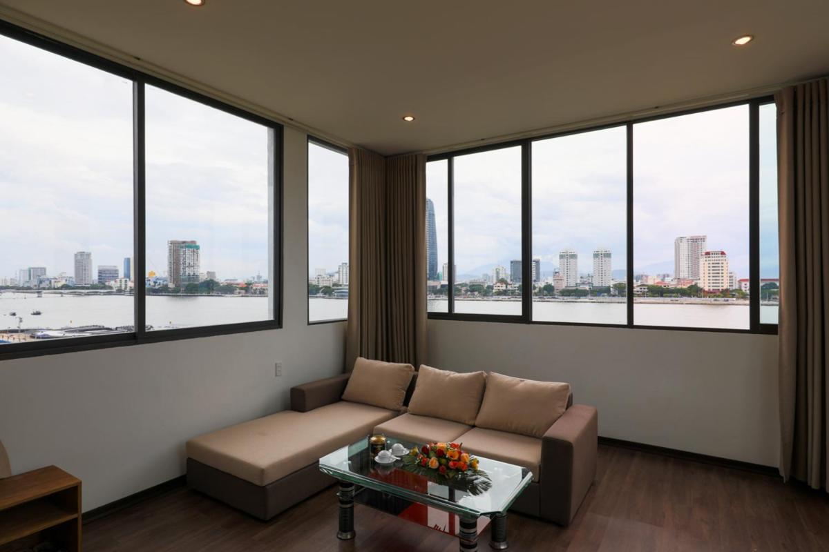 Vitalis Riverside Hotel Дананг Екстериор снимка